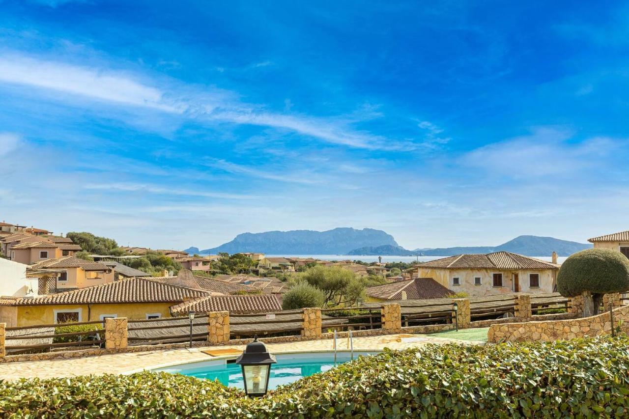 Casa Vacanze Lo Squalo Olbia Exterior photo