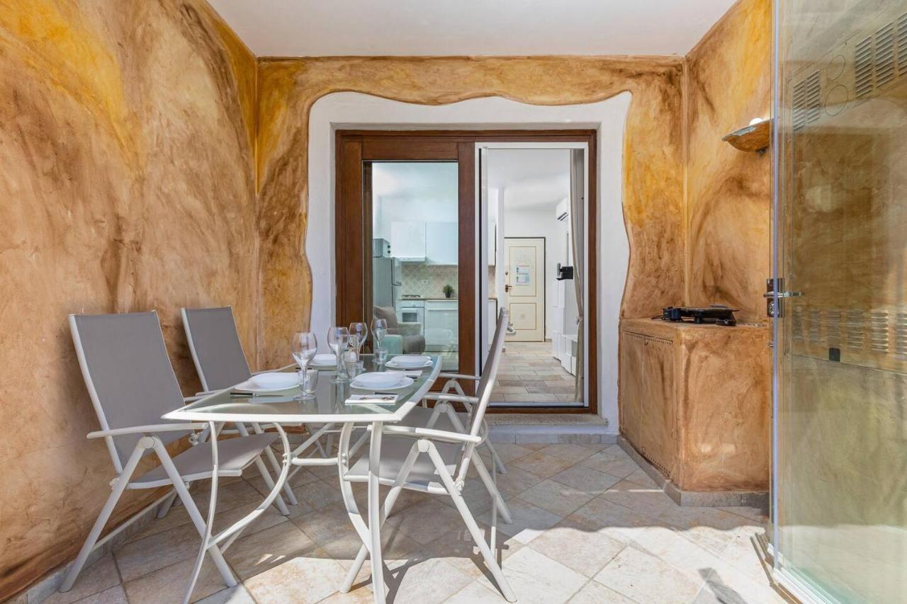 Casa Vacanze Lo Squalo Olbia Exterior photo