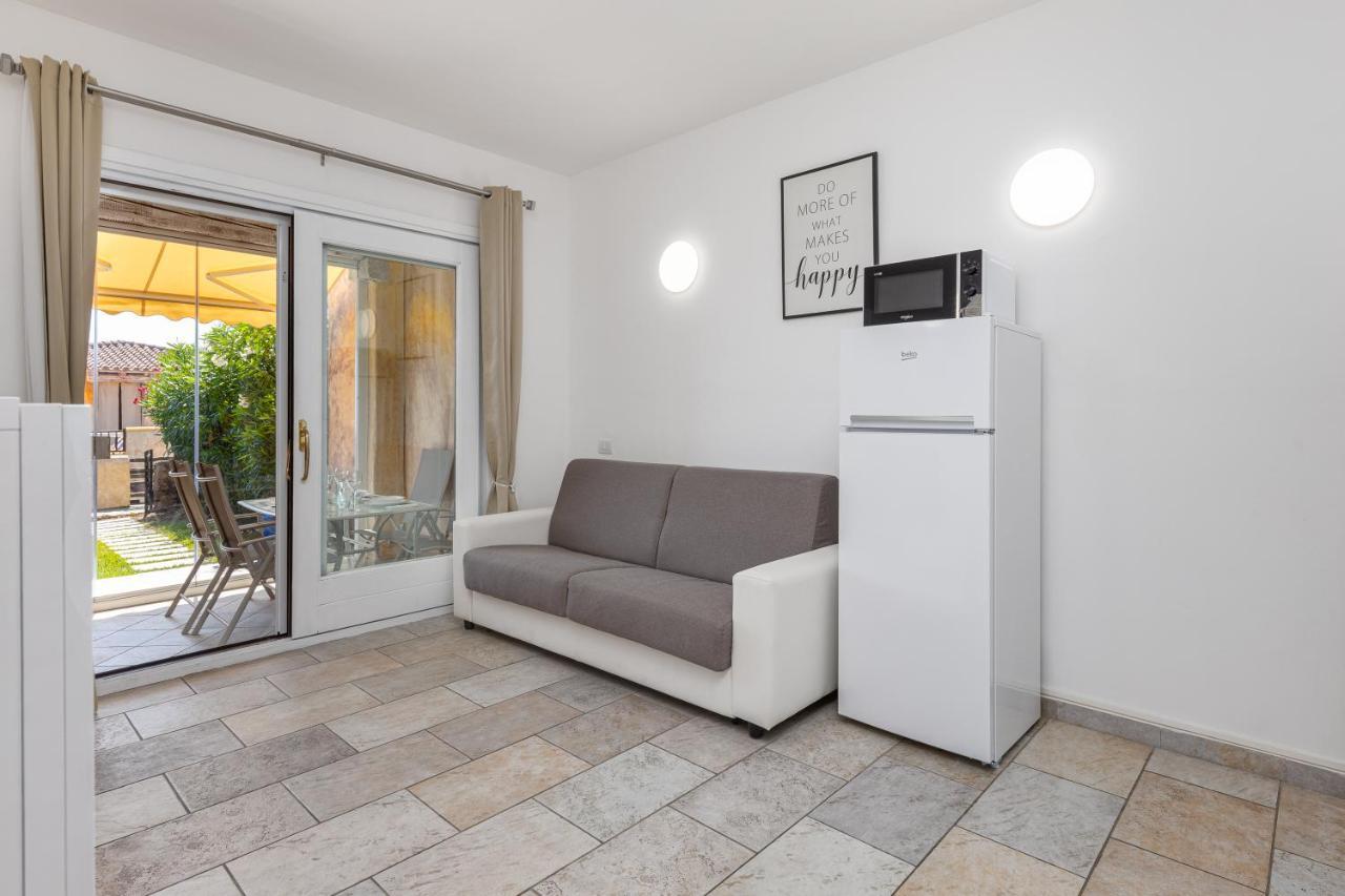 Casa Vacanze Lo Squalo Olbia Exterior photo